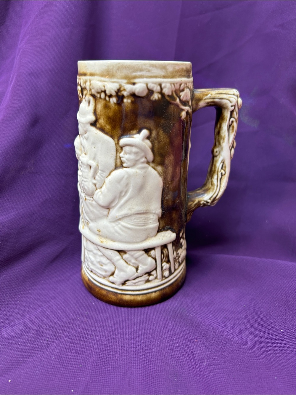 Embossed Ceramic Beer Stein in Brown and Cream